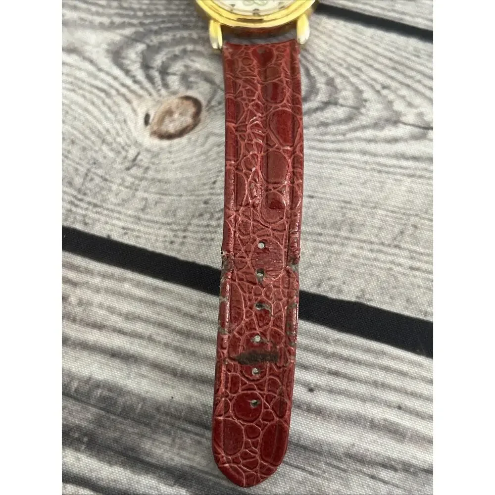 Christmas Santa Claus Gold Tone Red Band Women’s Quartz Watch